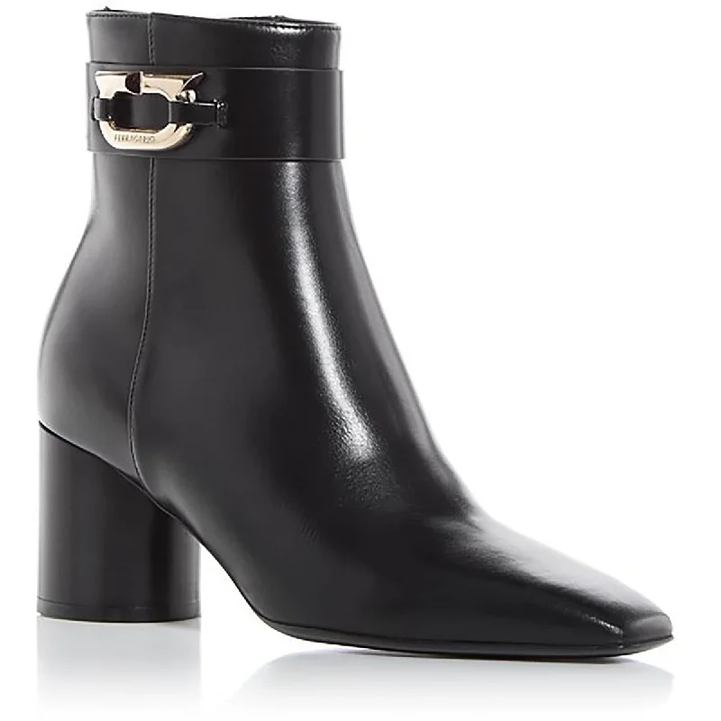 Ferragamo Womens PLACIDA Leather Block Heel Ankle Boots